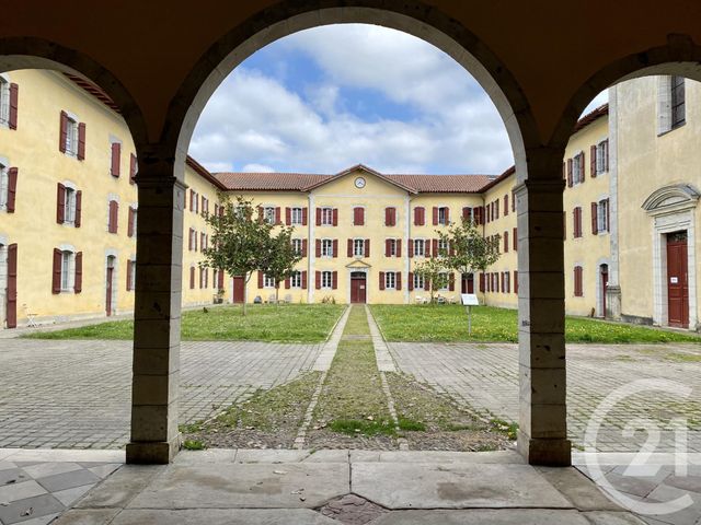 Appartement F4 à vendre LARRESSORE