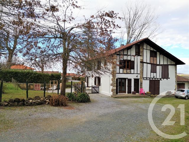 Afficher la photo en grand Appartement F4 à vendre - 5 pièces - 124.09 m2 - LARRESSORE - 64 - AQUITAINE - Century 21 Agence Les Alizés