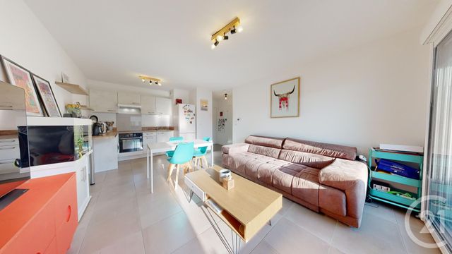 Appartement T2 à vendre - 2 pièces - 41.0 m2 - USTARITZ - 64 - AQUITAINE - Century 21 Agence Les Alizés