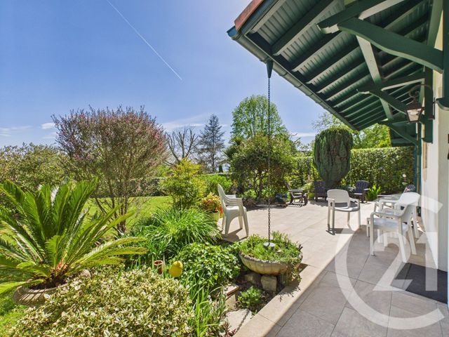 maison à vendre - 7 pièces - 177.0 m2 - VILLEFRANQUE - 64 - AQUITAINE - Century 21 Agence Les Alizés