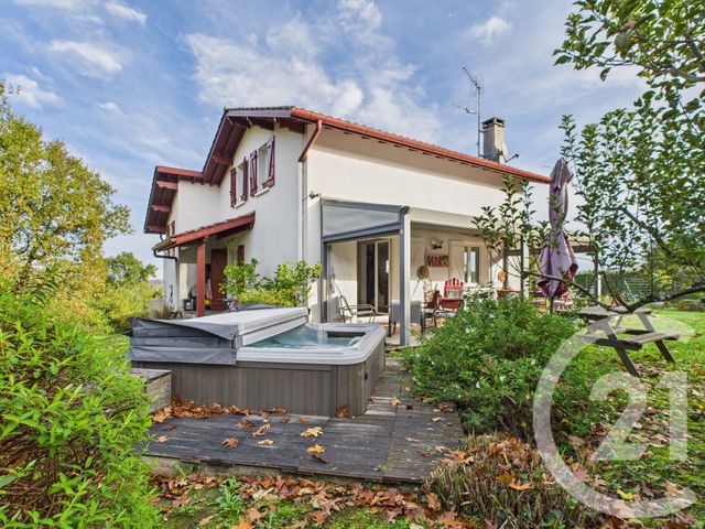 maison à vendre - 5 pièces - 112.0 m2 - USTARITZ - 64 - AQUITAINE - Century 21 Agence Les Alizés