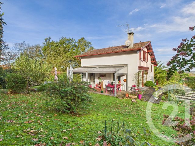 maison à vendre - 5 pièces - 112.0 m2 - USTARITZ - 64 - AQUITAINE - Century 21 Agence Les Alizés