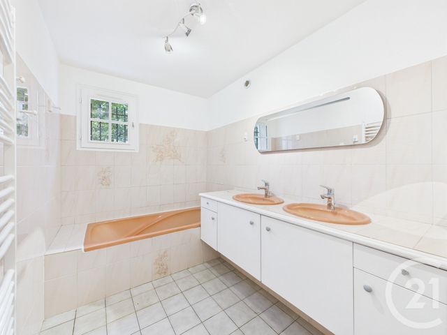 maison à louer - 5 pièces - 138.0 m2 - JATXOU - 64 - AQUITAINE - Century 21 Agence Les Alizés