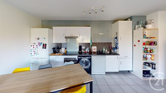 Appartement T3 à vendre - 3 pièces - 64.0 m2 - USTARITZ - 64 - AQUITAINE - Century 21 Agence Les Alizés