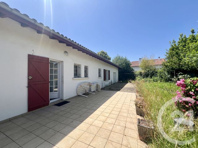 maison à vendre - 5 pièces - 151.33 m2 - USTARITZ - 64 - AQUITAINE - Century 21 Agence Les Alizés