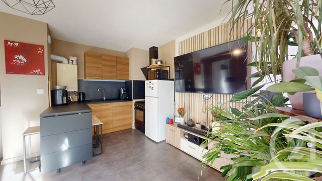 Appartement T3 à vendre - 3 pièces - 48.67 m2 - USTARITZ - 64 - AQUITAINE - Century 21 Agence Les Alizés