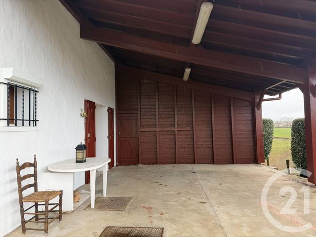 Appartement T2 à louer - 2 pièces - 65.95 m2 - LARRESSORE - 64 - AQUITAINE - Century 21 Agence Les Alizés