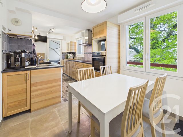 Appartement F4 à vendre - 4 pièces - 84.44 m2 - LARRESSORE - 64 - AQUITAINE - Century 21 Agence Les Alizés