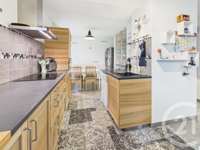 Appartement F4 à vendre - 4 pièces - 84.44 m2 - LARRESSORE - 64 - AQUITAINE - Century 21 Agence Les Alizés