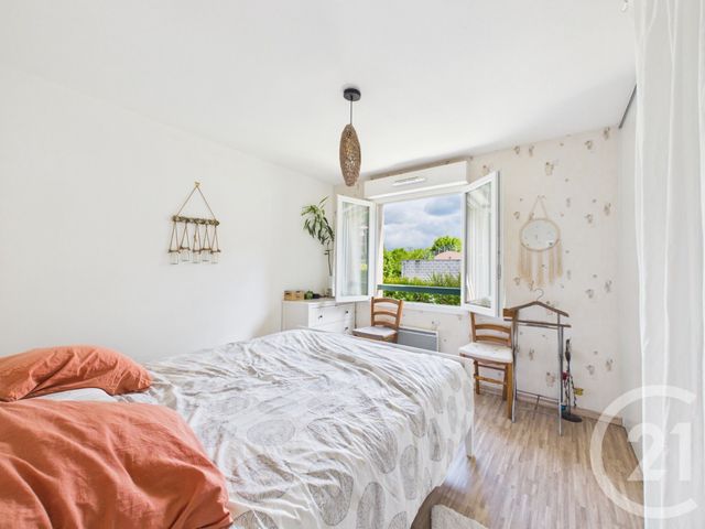 Appartement T2 à vendre - 2 pièces - 46.92 m2 - LARRESSORE - 64 - AQUITAINE - Century 21 Agence Les Alizés