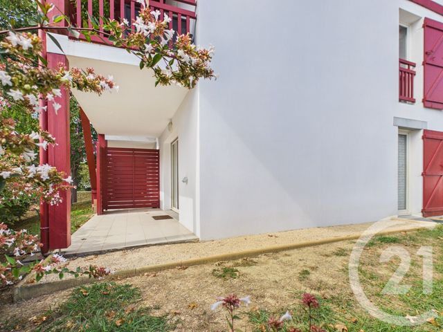Appartement F3 à vendre - 3 pièces - 61.4 m2 - LARRESSORE - 64 - AQUITAINE - Century 21 Agence Les Alizés