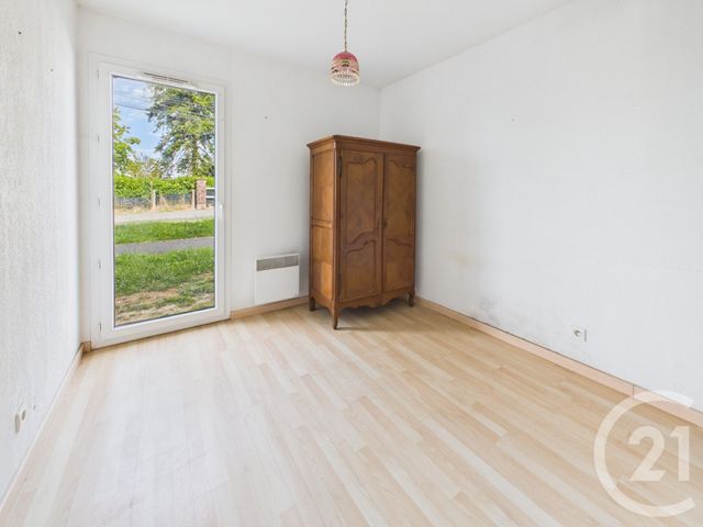 Appartement F3 à vendre - 3 pièces - 61.4 m2 - LARRESSORE - 64 - AQUITAINE - Century 21 Agence Les Alizés