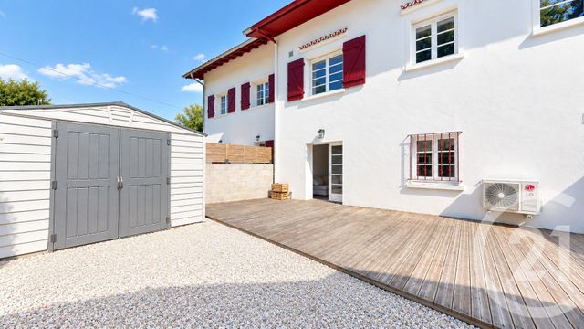 Appartement T4 à vendre - 4 pièces - 96.21 m2 - LARRESSORE - 64 - AQUITAINE - Century 21 Agence Les Alizés