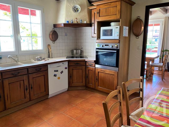 maison à louer - 7 pièces - 145.0 m2 - USTARITZ - 64 - AQUITAINE - Century 21 Agence Les Alizés